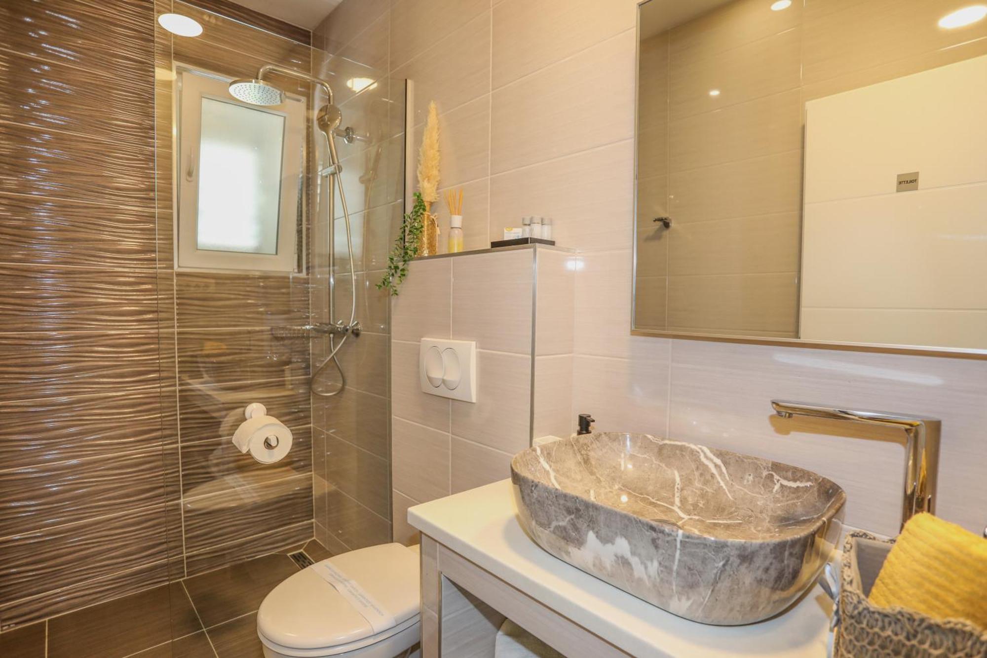 Juric 32 - Boutique Apartments Hvar Town Buitenkant foto